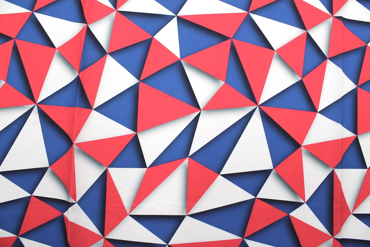Tissu Doublure Imperméable Imprimé Triangles Bleu/Blanc/Rouge