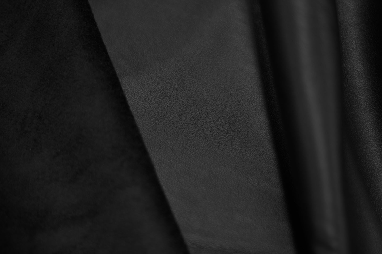 Tissu Faux Cuir envers Suédine Noir