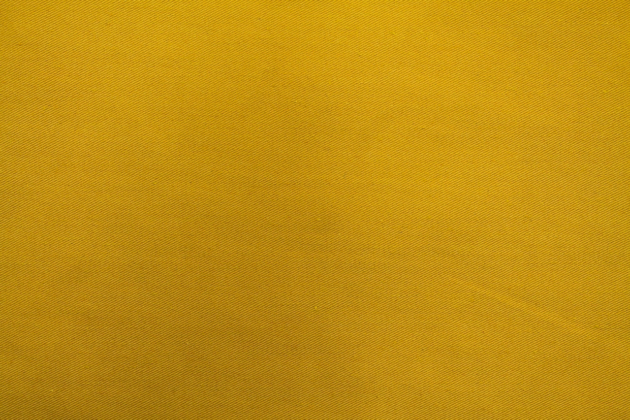 Tissu Gabardine Polycoton Rigide Uni Jaune Safran