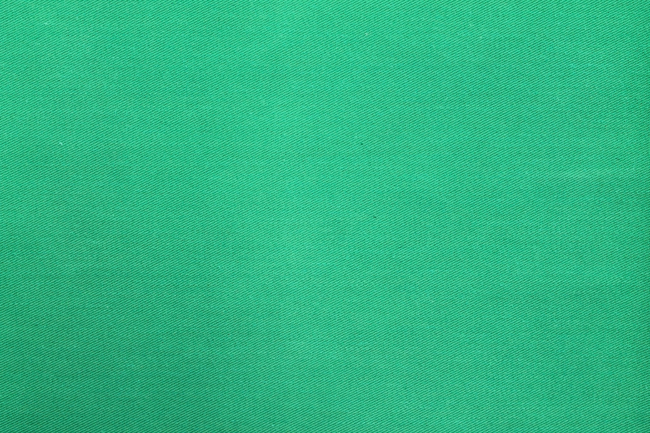 Tissu Gabardine Polycoton Rigide Uni Vert