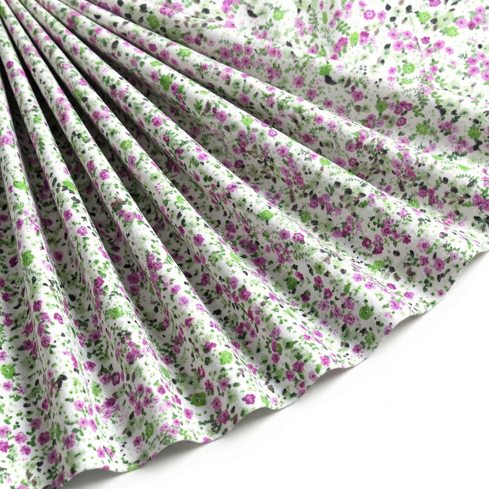 Tissu Gabardine de Viscose Imprimé Petites Fleurs Vert