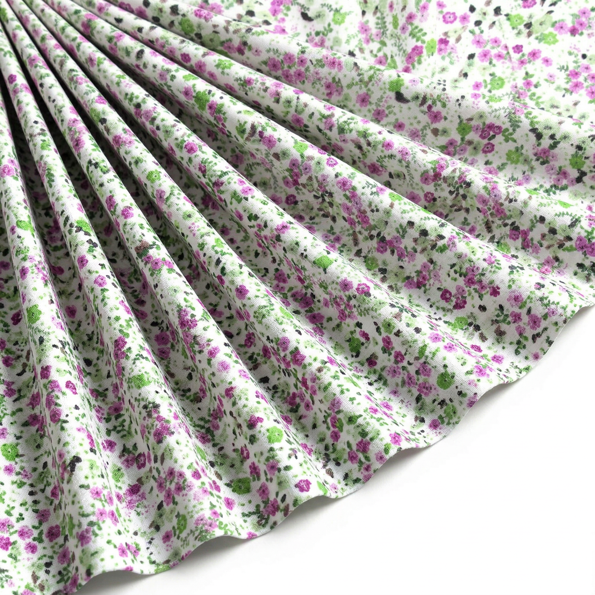 Tissu Gabardine de Viscose Imprimé Petites Fleurs Vert