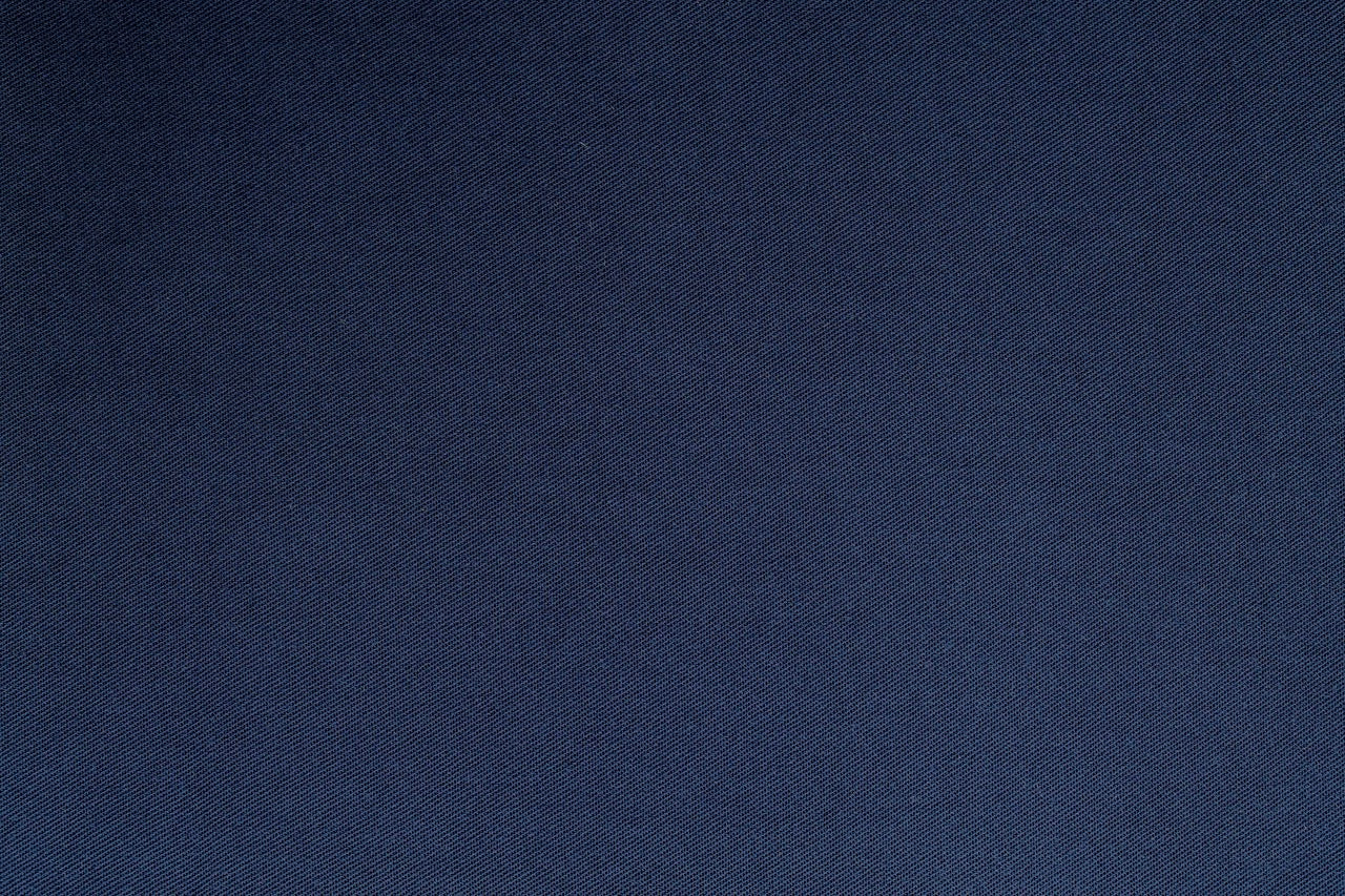 Tissu Gabardine de Viscose Uni Marine