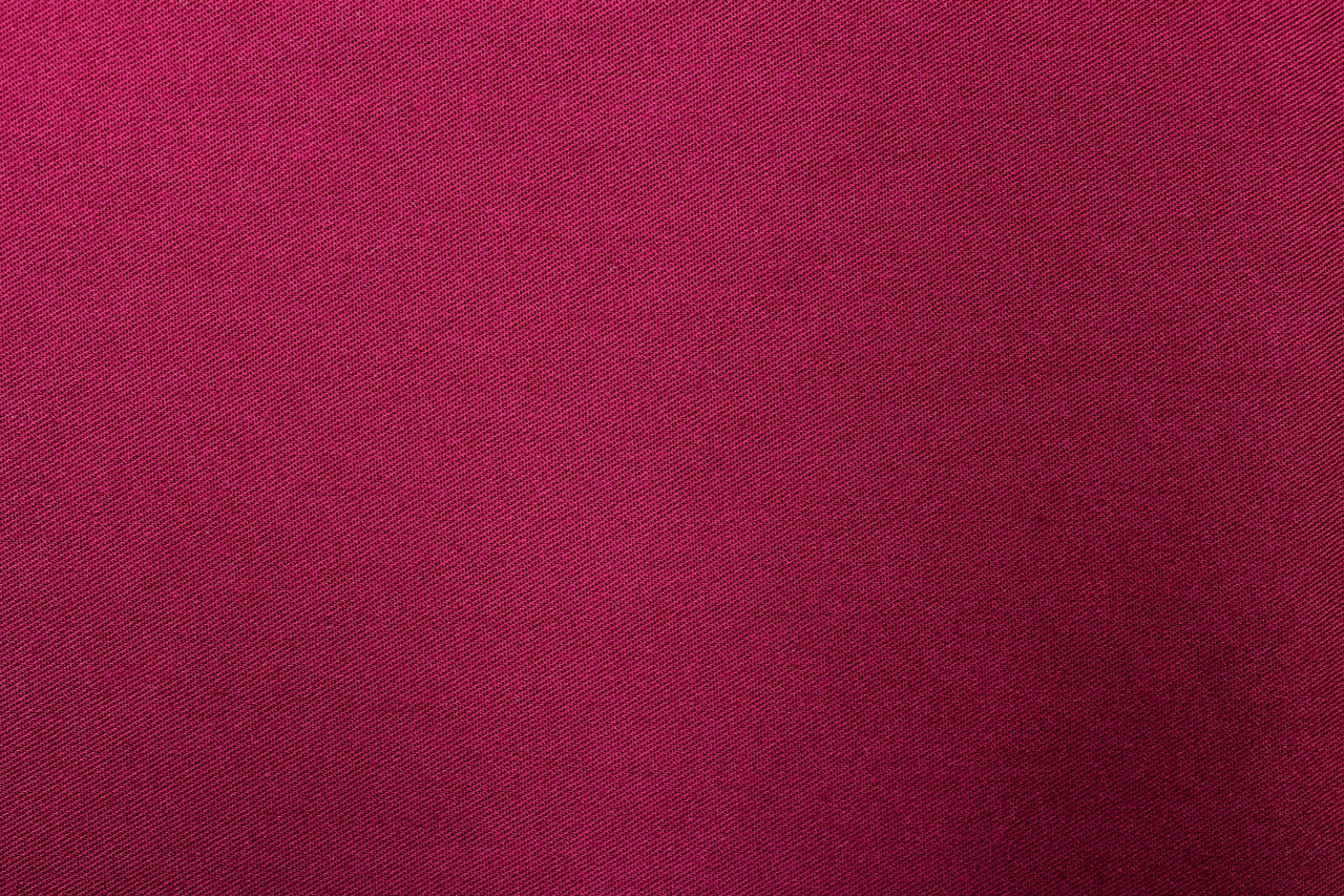 Tissu Gabardine de Viscose Uni Rouge Bordeaux