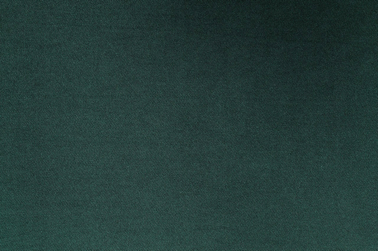 Tissu Gabardine de Viscose Uni Vert Sapin