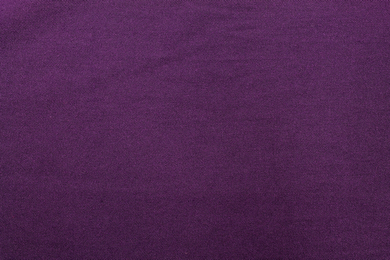 Tissu Gabardine de Viscose Uni Violet