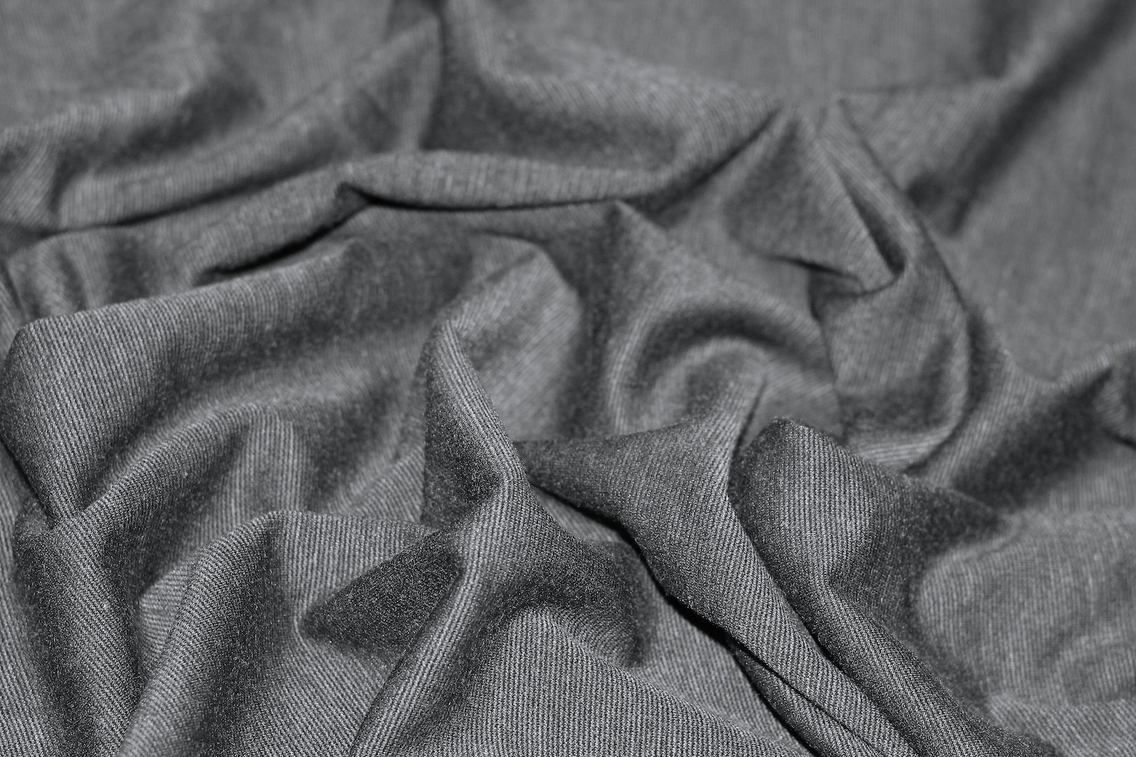 Tissu Maille Milano polyviscose chiné Gris foncé