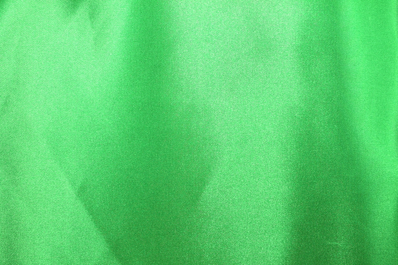 Tissu Satin Duchesse Rigide Uni Vert drapeau