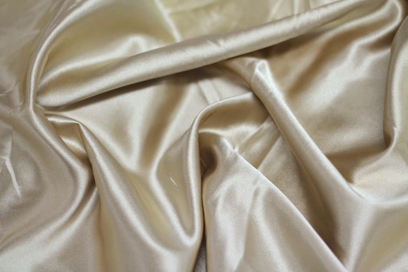 Tissu Satin Extensible Uni Or clair
