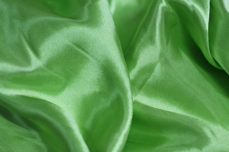 Tissu Satin Polyester Uni Vert Anis