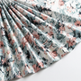 Tissu Satin Touché Soie imprimé Fleur Juliette Blanc cassé