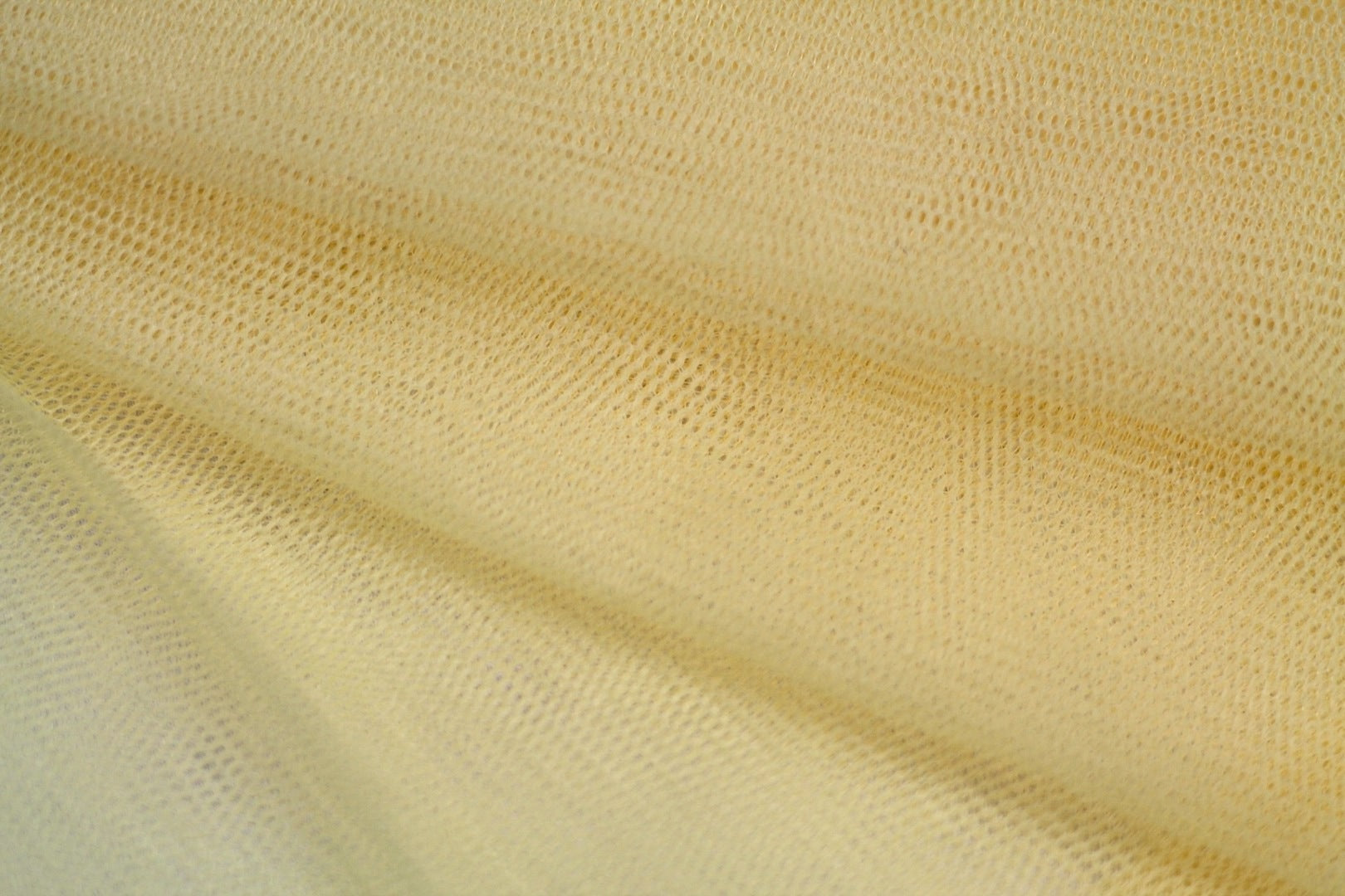 Tissu Tulle Souple Jaune Paille