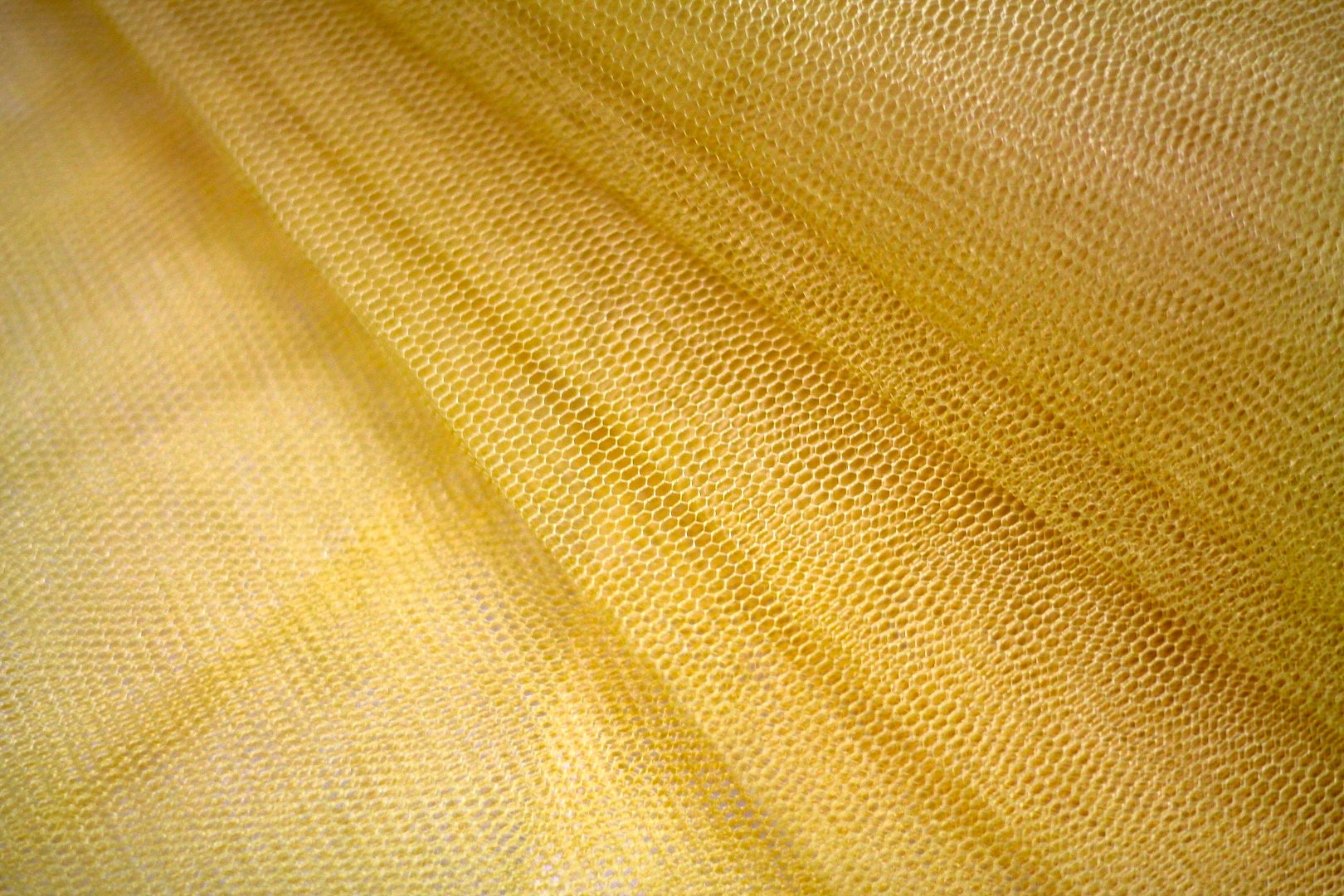 Tissu Tulle Souple Or