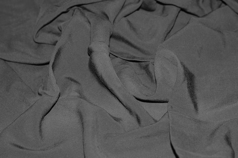 Tissu Voile de Viscose Unie Noir