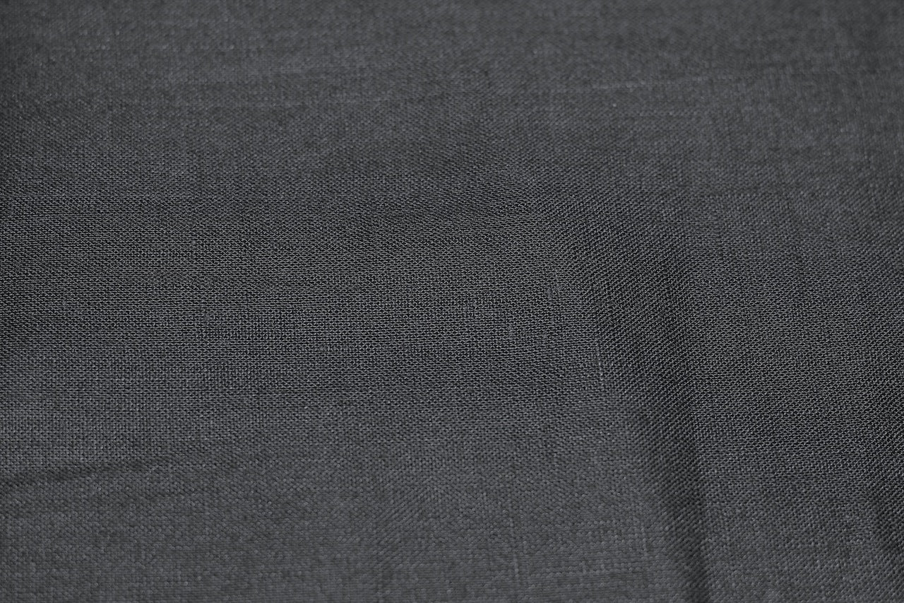 Tissu Lin 100% Uni Noir