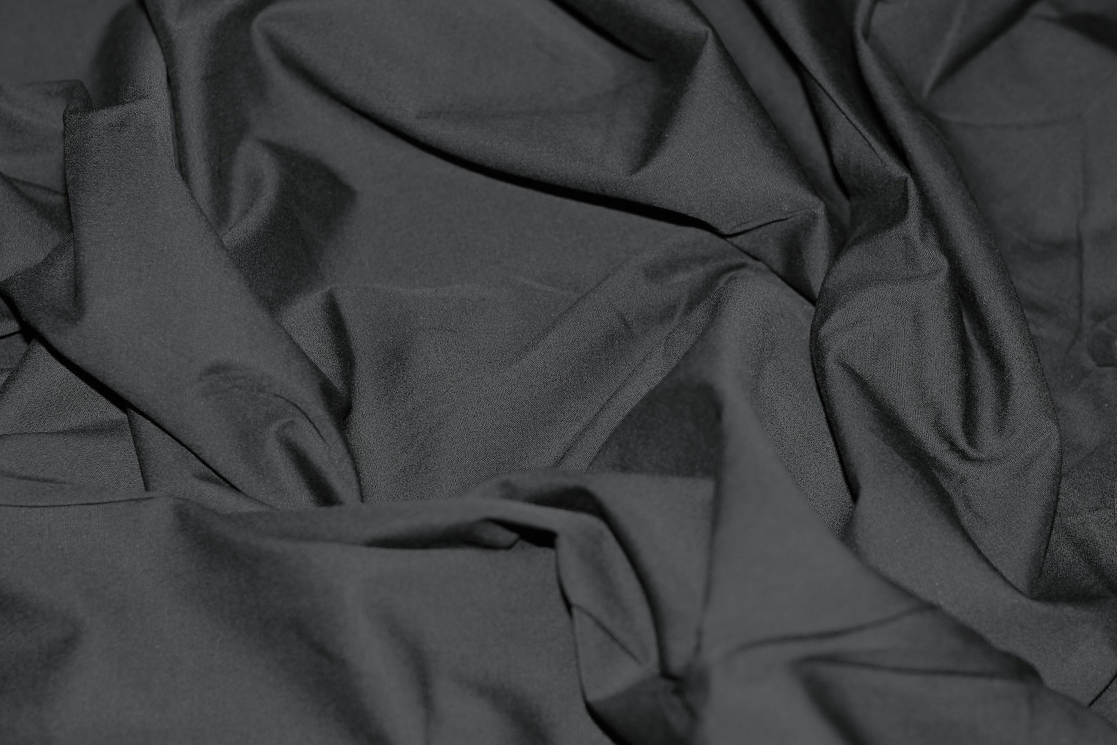 Tissu Popeline de Coton Unie Noir