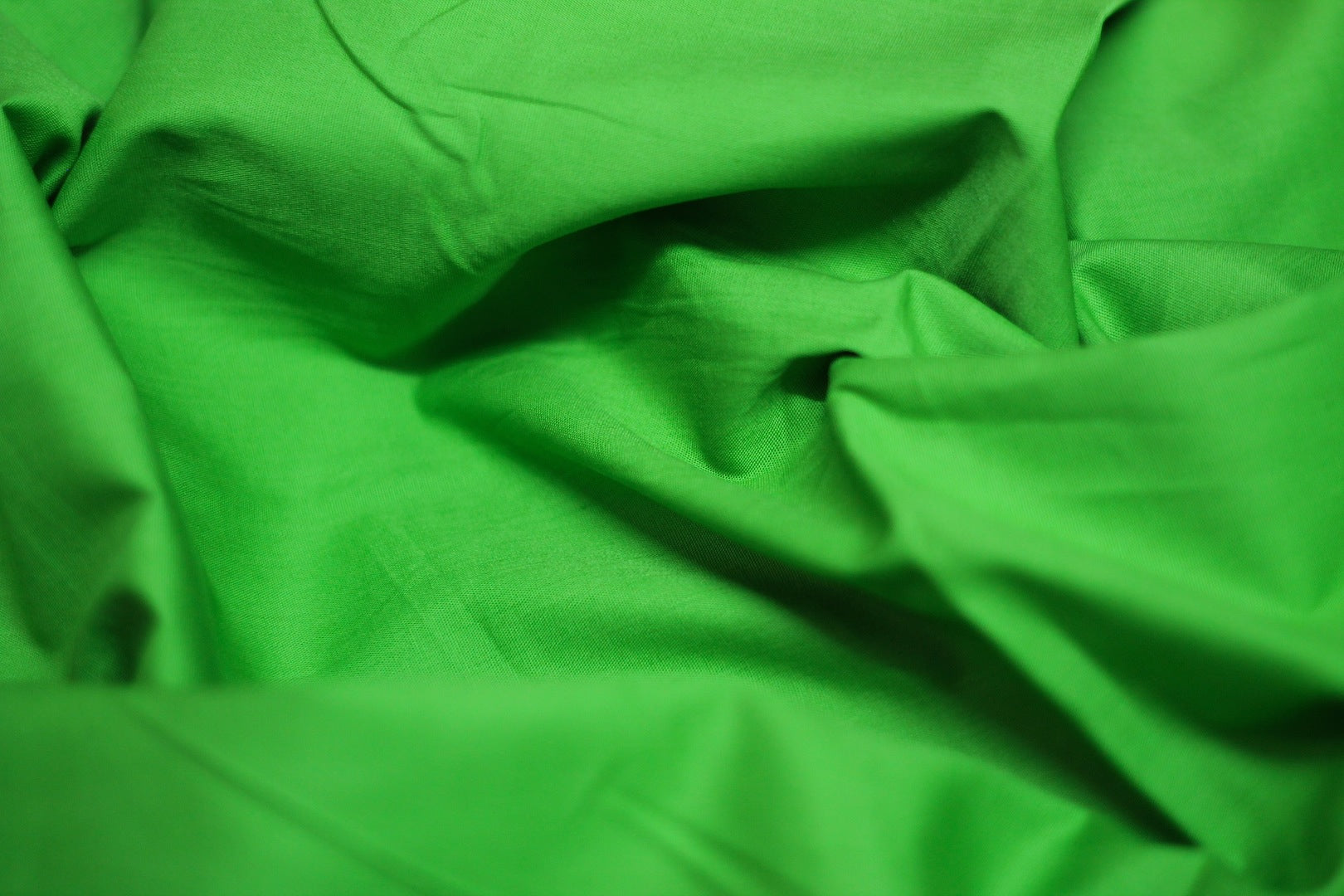 Tissu Popeline de Coton Unie Vert Anis